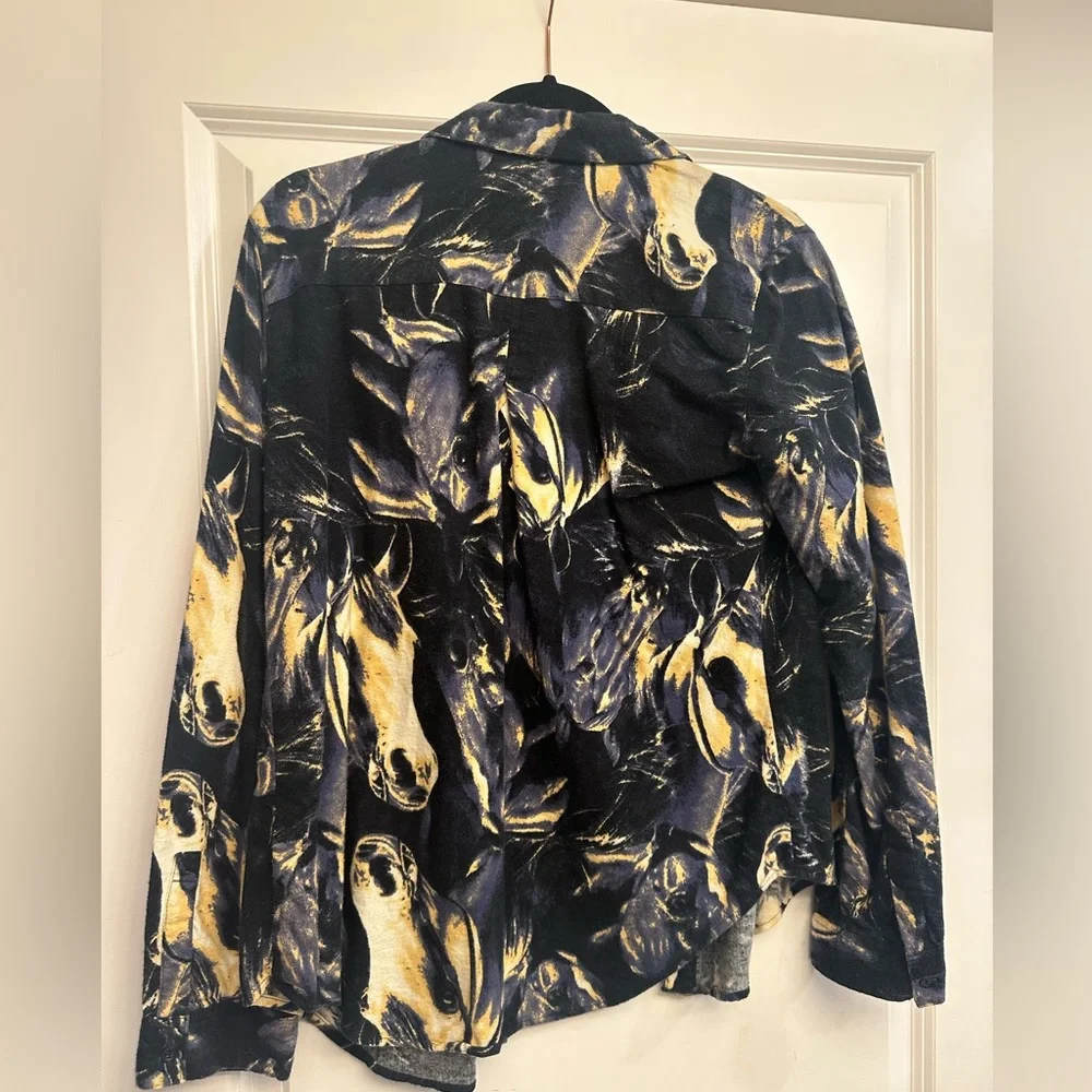 Urban Outfitters Button Down Horse Blouse - Picture 6 of 7